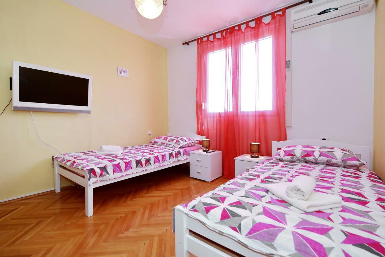 Apartman Lana In City Centre With Garage Задар Экстерьер фото